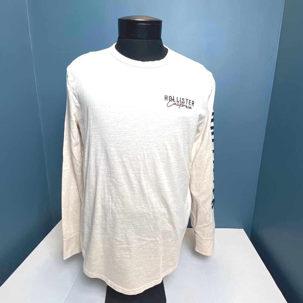 Hollister Size LARGE- Long Sleeve T-Shirt Woman